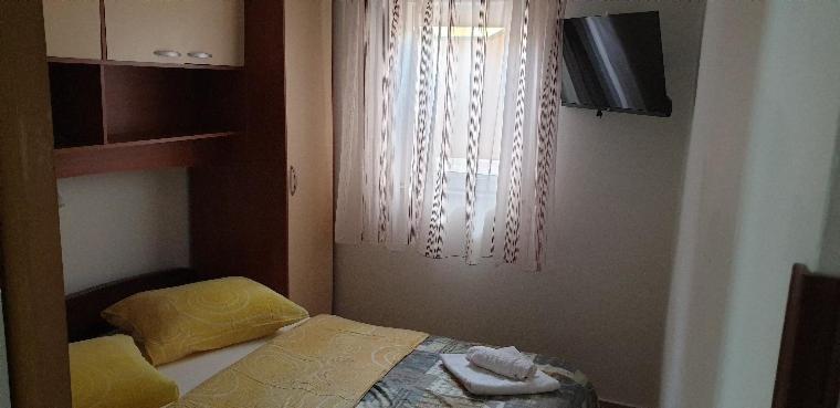 Hause Lupic Lejlighed Rab Town Eksteriør billede