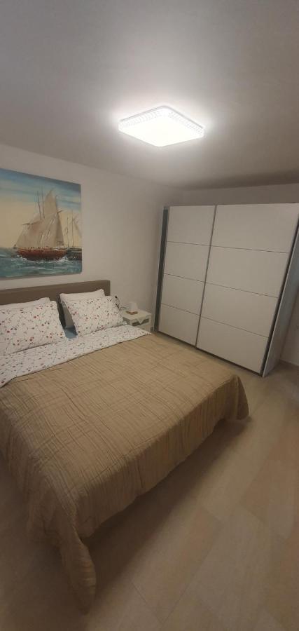 Hause Lupic Lejlighed Rab Town Eksteriør billede