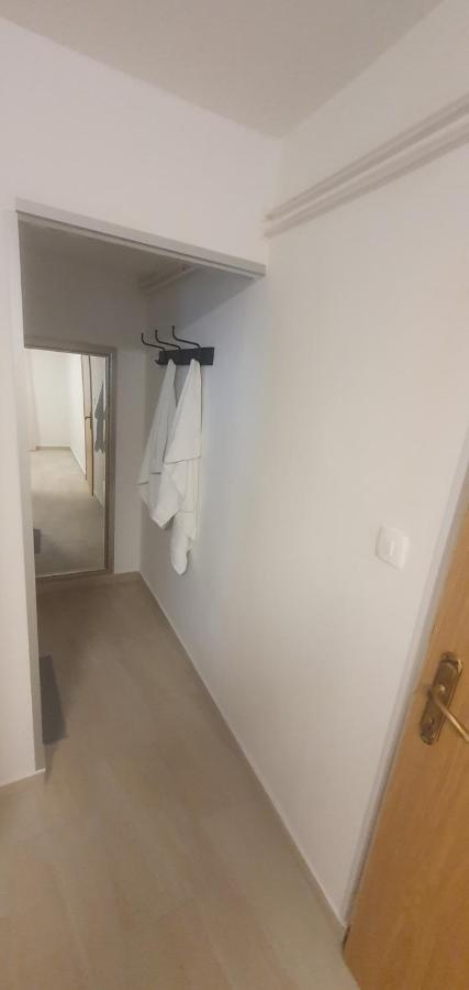 Hause Lupic Lejlighed Rab Town Eksteriør billede